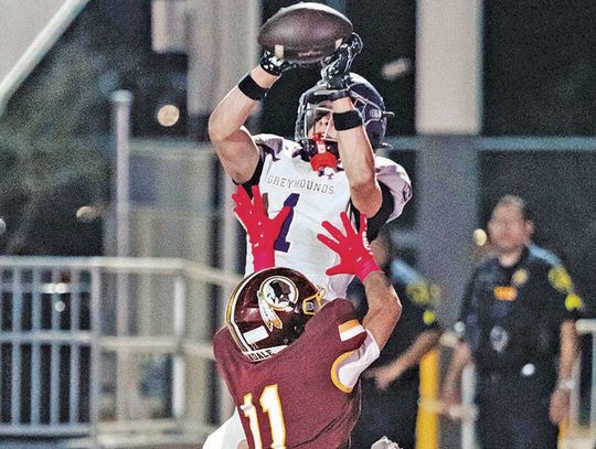 Greyhounds host high-flying Victoria West on Friday