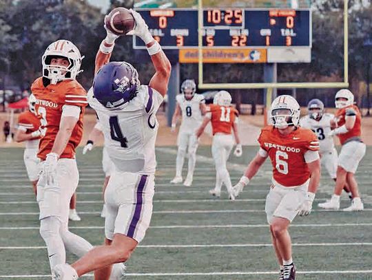 Greyhounds host United Longhorns Friday night
