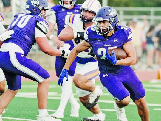 Greyhounds resume district play at Harlandale on Friday
