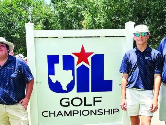 Guerra competes at 5A state golf tourney