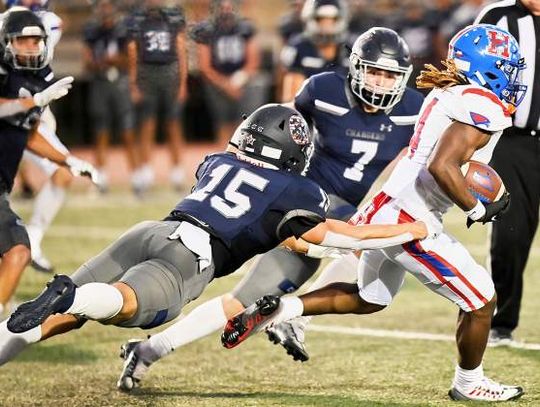 Hays holds on to drop Chargers to 0-2 in district