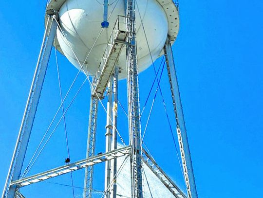 Historic Bandera tower leaks water following freeze