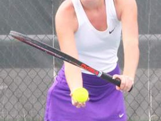 Hounds advance to state tennis tourney