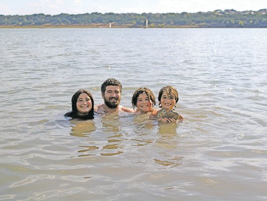Hundreds turn out for Boerne Lake ‘Family Campout’