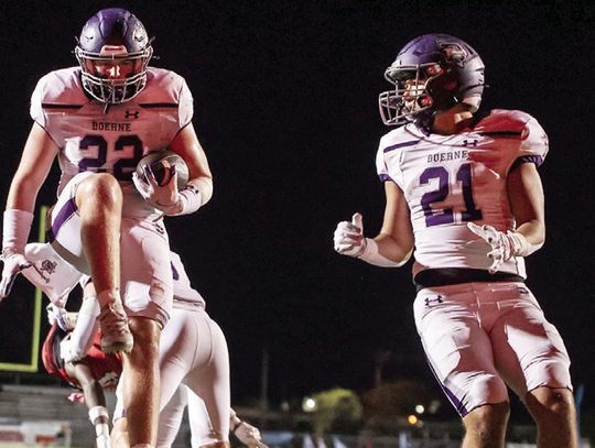 Hutson Hendrix paces solid Boerne win