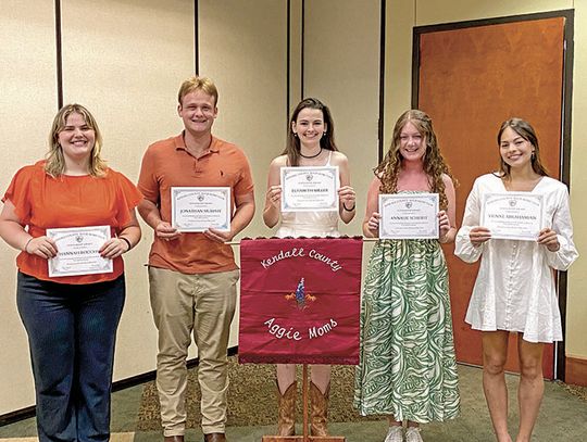 Kendall Aggies pick up scholarships