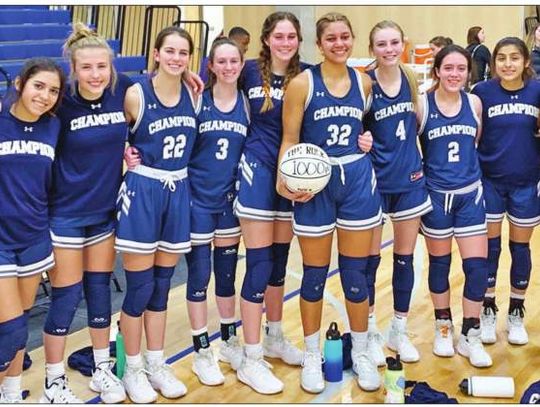 Lady Chargers mangle Mules as Flugence reaches 1,000 points in career