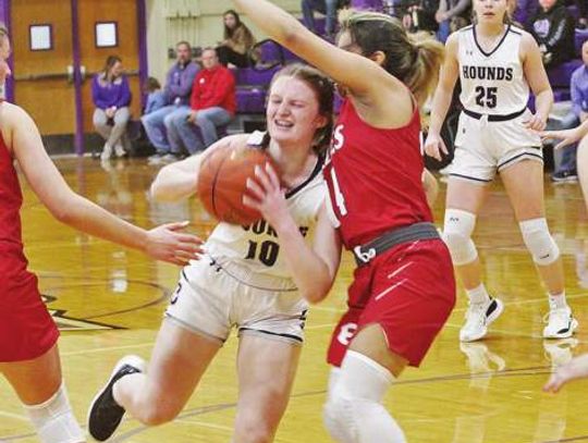 Lady Greyhounds rally to defeat No. 3-ranked Fredericksburg