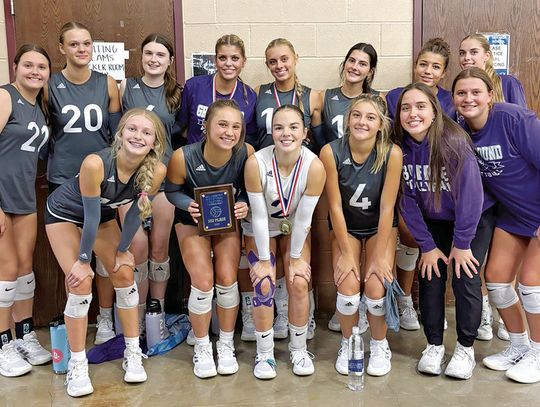 Lady Greyhounds take third at Hill Country volleyball tourney