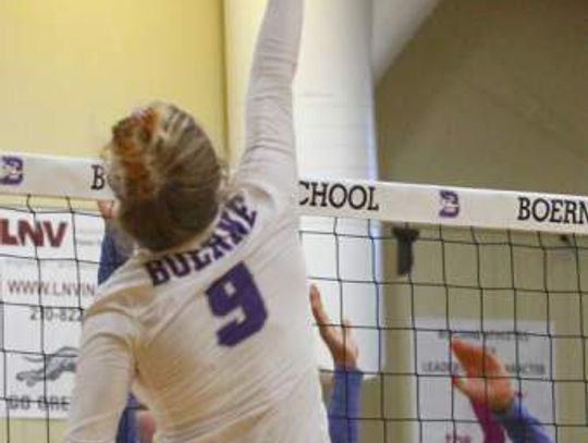 Lady Hounds close out non-district schedule