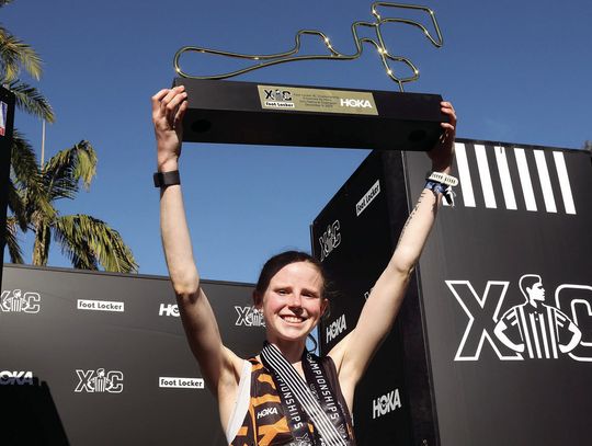 Leachman wins national championship at Foot Locker race