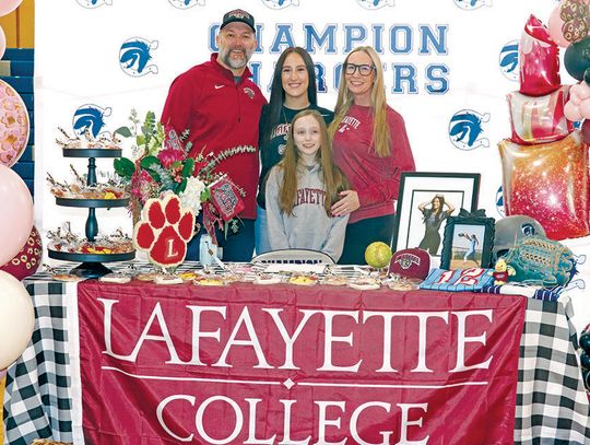 Mylie Parker signs with Lafayette College Mylie Parker signs with Lafayette College
