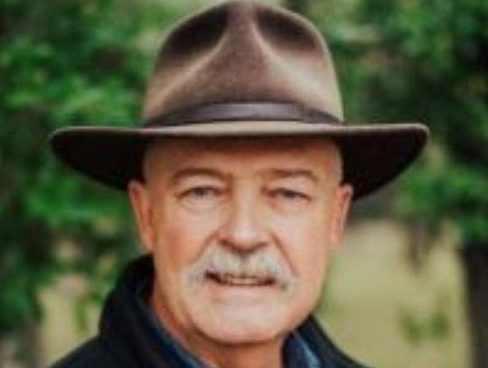 Neighbor seeks return to JP post