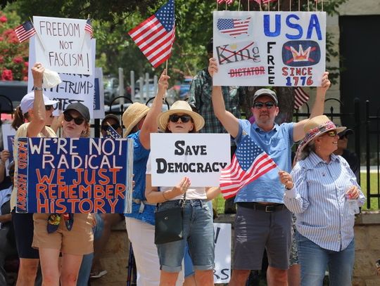 ‘No Kings’ rally in Boerne exceeds organizers' expectations
