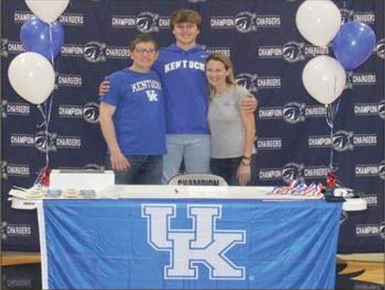 Orloff signs with University of Kentucky