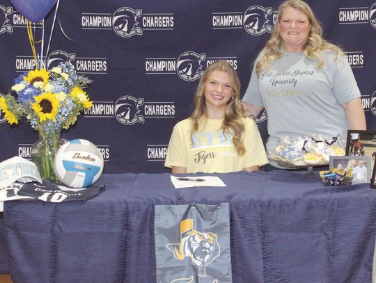 Pitts signs with East Texas Baptist University