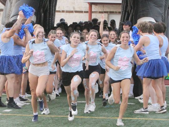 Seniors rule in annual powder puff game