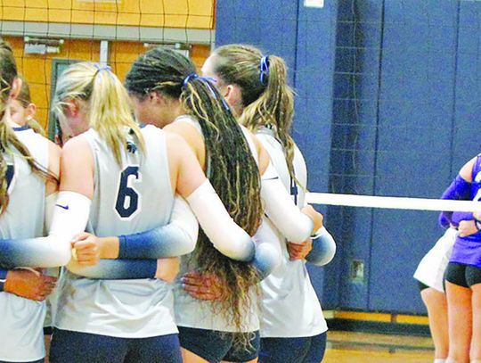 Several volleyball players from Champion, BHS named all district Several volleyball players from Champion, BHS named all district