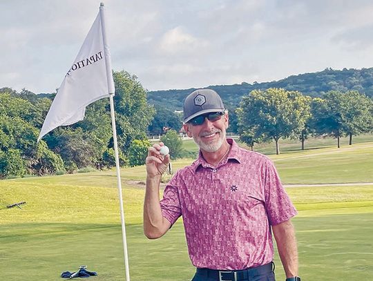 Tapatio golfer earns big bucks for hole in one