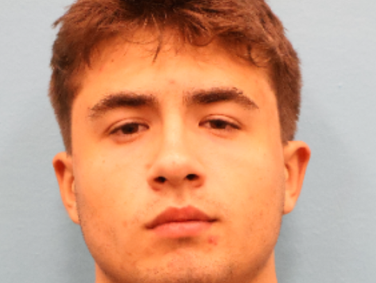 Teen speedster taunting cops hits dead end