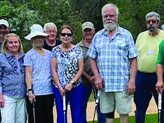 The Center hosts putting clinic