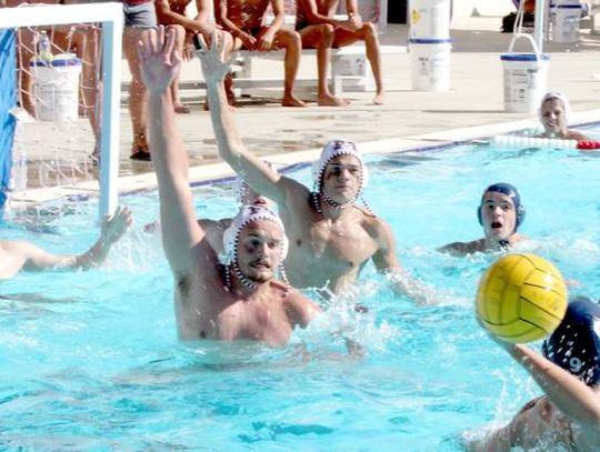 Water polo teams close out the regular season