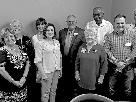 Winslett takes spot as Fair Oaks Rotary president