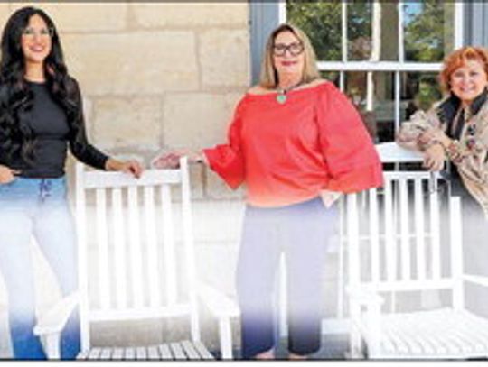 Women make Boerne work