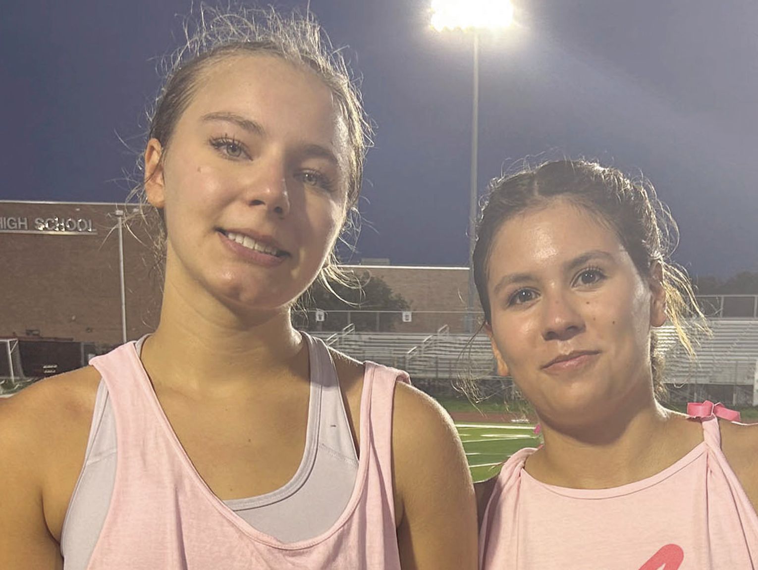 Juniors win BHS powder puff game over seniors