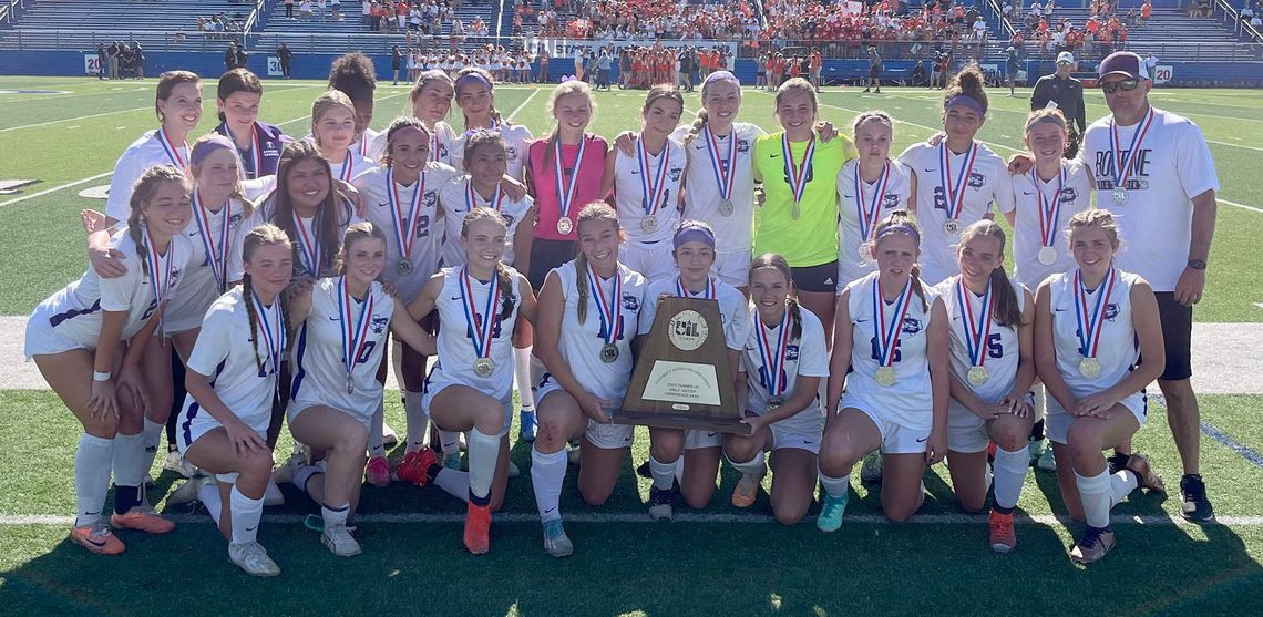 A total of 16 BHS girls soccer players earn all-district awards