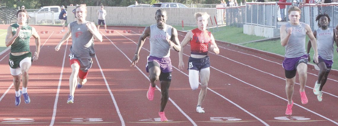 BHS boys track team wins district title for first time since ’08