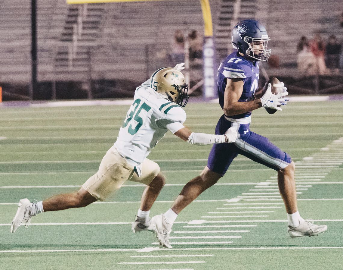 BHS football team wins eighth straight, Chargers and Geneva volleyball teams open playoffs BHS football team wins eighth straight, Chargers and Geneva volleyball teams open playoffs