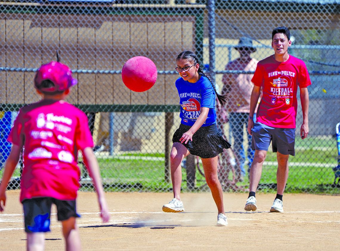 Boerne Blaze boots the ball