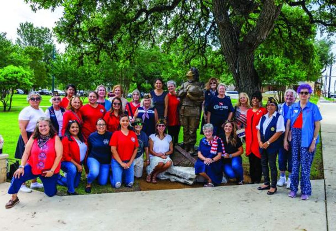 Boerne dedicates new memorial, hosts Women Veterans Day