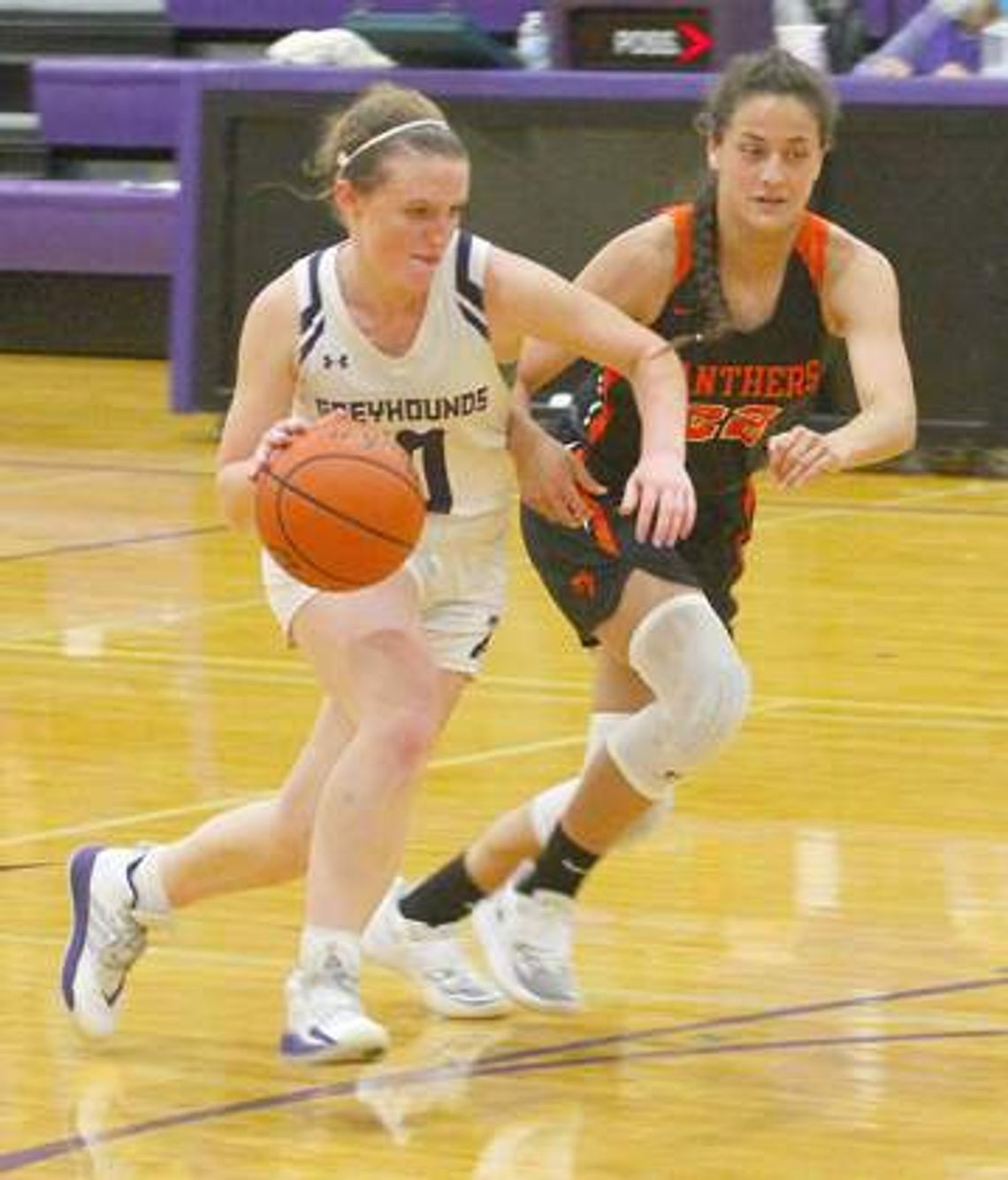 Boerne girls breeze by Bandera to begin District 28-4A action