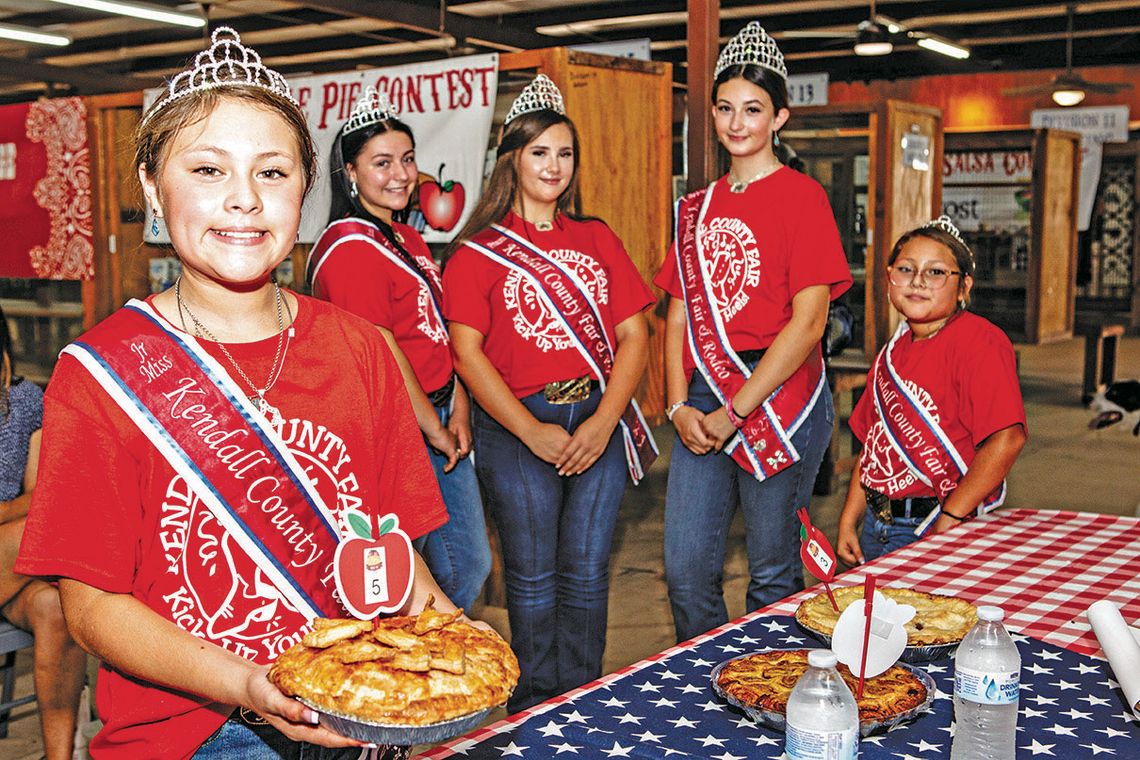 BOERNE LOVES A FAIR PARADE BOERNE LOVES A FAIR PARADE