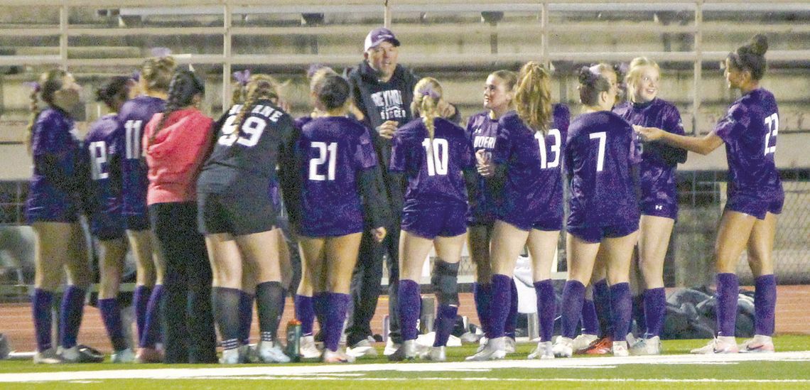 Boerne soccer squads top Tivy by one goal Boerne soccer squads top Tivy by one goal