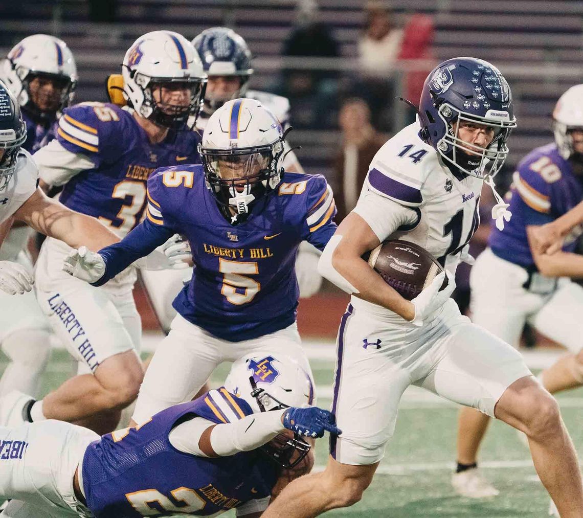 Boerne storms Liberty Hill, 49-7