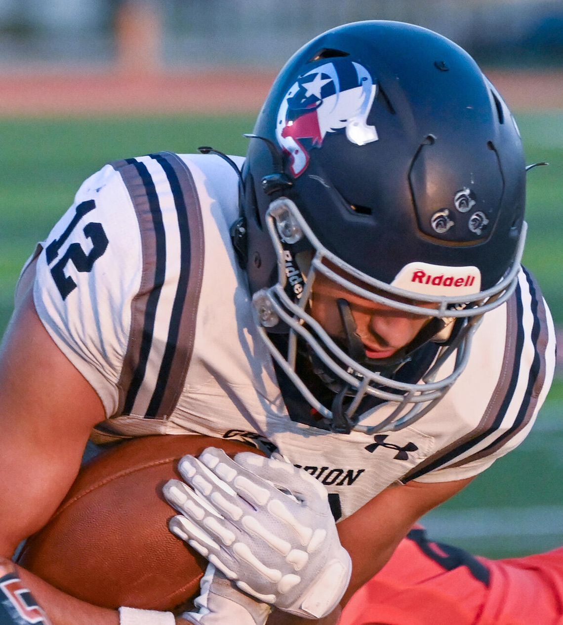 Bulldogs beat Chargers, 35-28