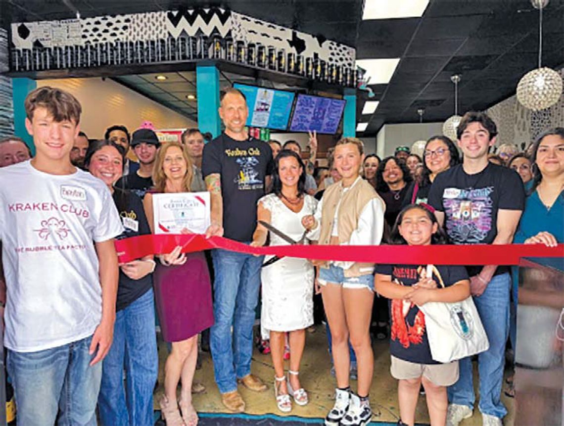 Chamber cuts ribbon for Bubble Tea new locale