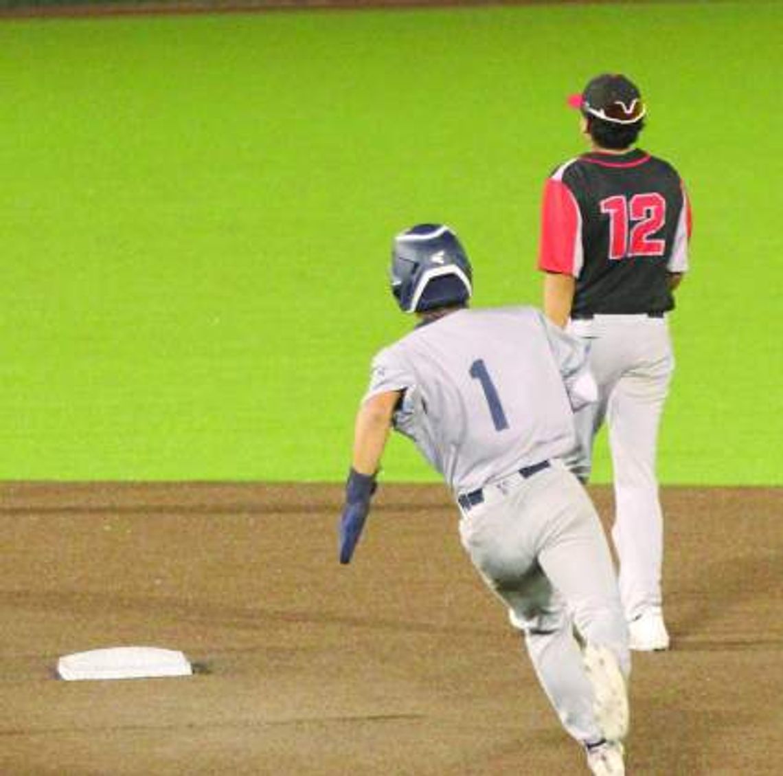 Champion baseball goes 5-1 at Leander tourney