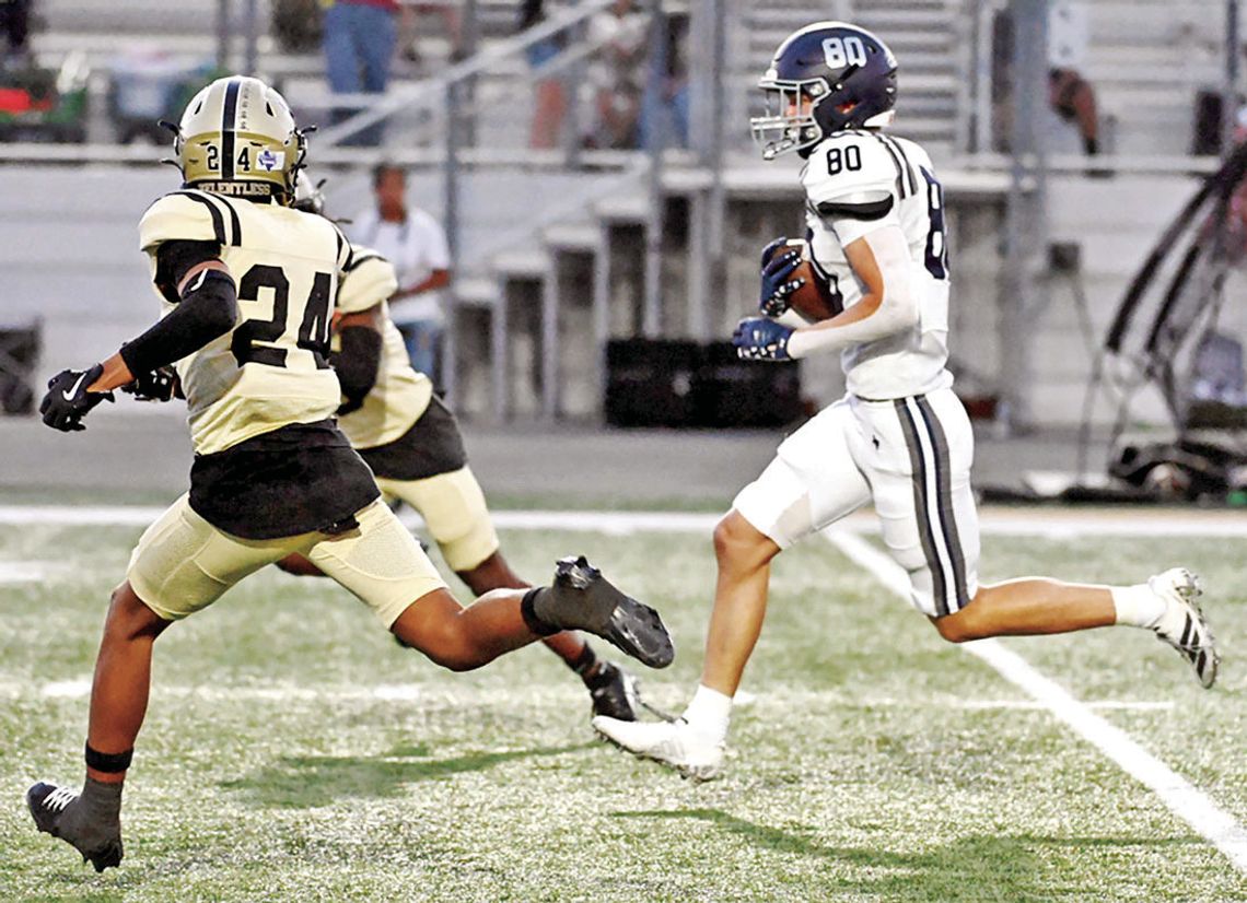 Champion jumps out to early lead, hangs on for 57-50 win in Seguin