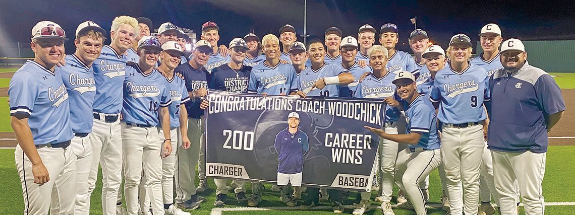 Chargers sweep Palmview as Woodchick reaches career win 200