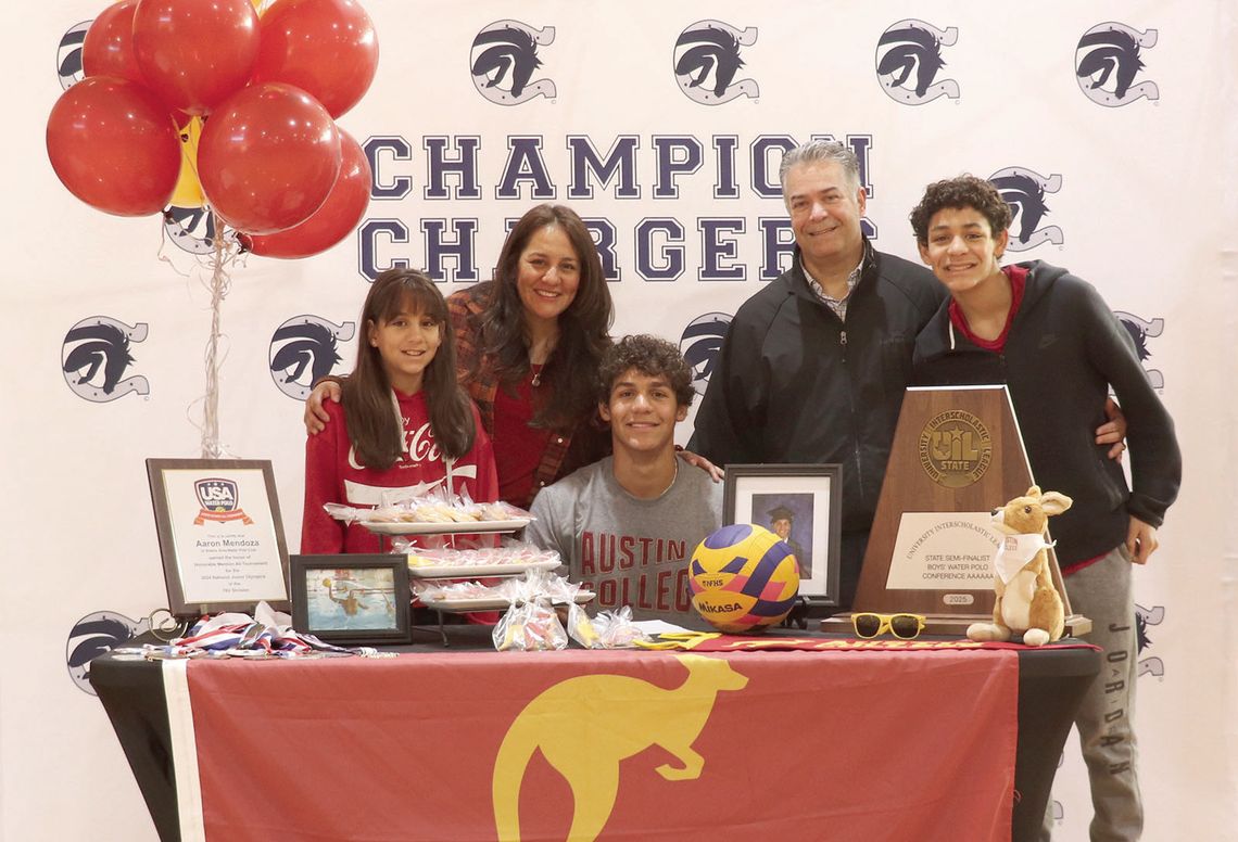 COLLEGE SIGNINGS