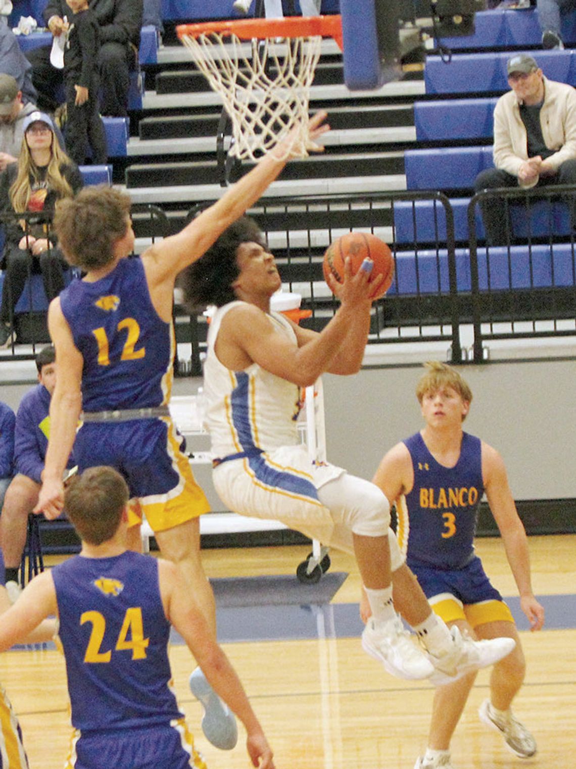 Comfort Deer fall in double overtime, Bobcats maintain grip on first place