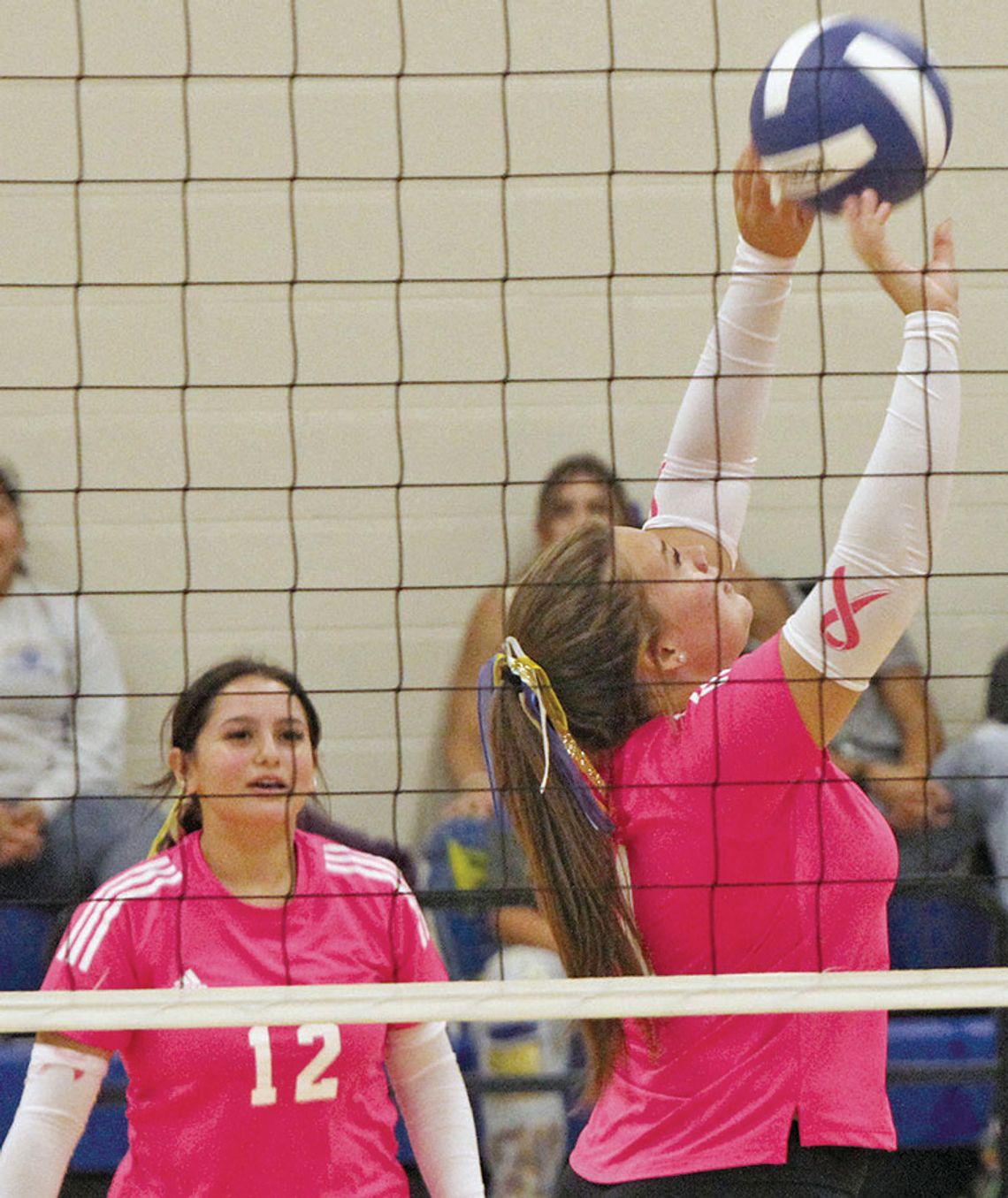 Comfort tangles with Blanco, Geneva beats NB Christian School in volleyball