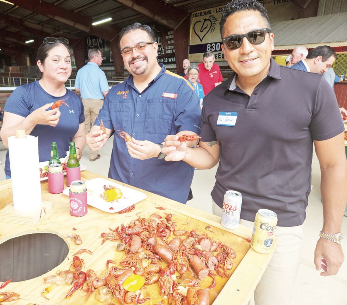 Crawfish boil brings out Rotary members, guests