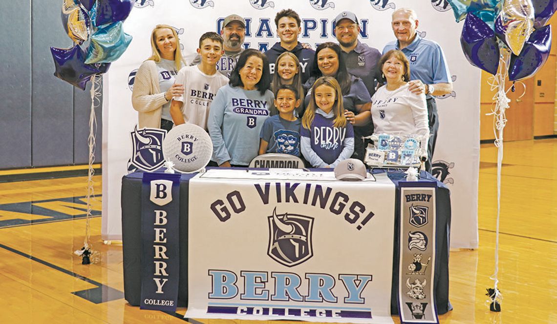 Gavin Tavitas signs with Berry College Gavin Tavitas signs with Berry College