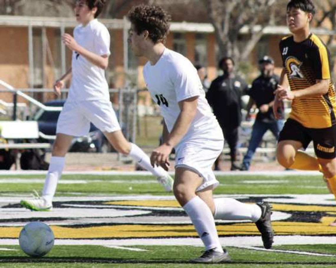 Geneva soccer teams play in final matches of district tourney