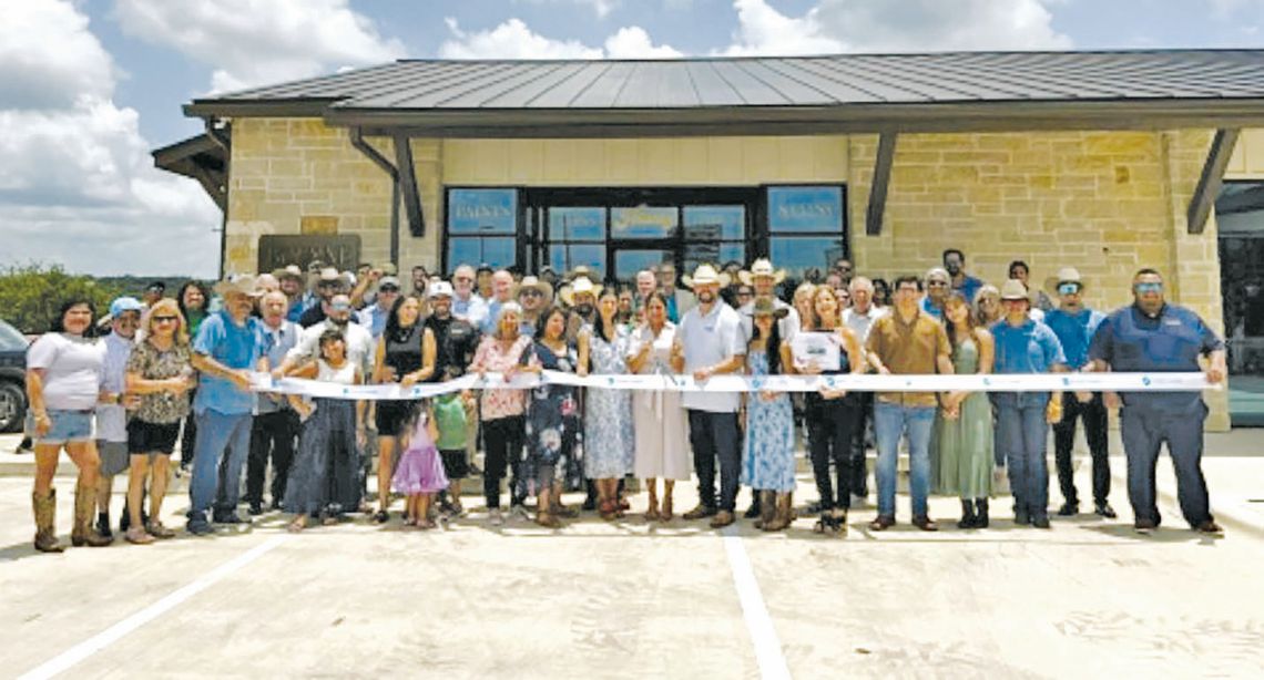 Grand opening, ribbon cutting for Boerne Paint Co.